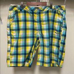 MENS PUMA golfing shorts